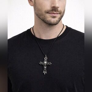 NWOT Gothic skull cross with wax cord